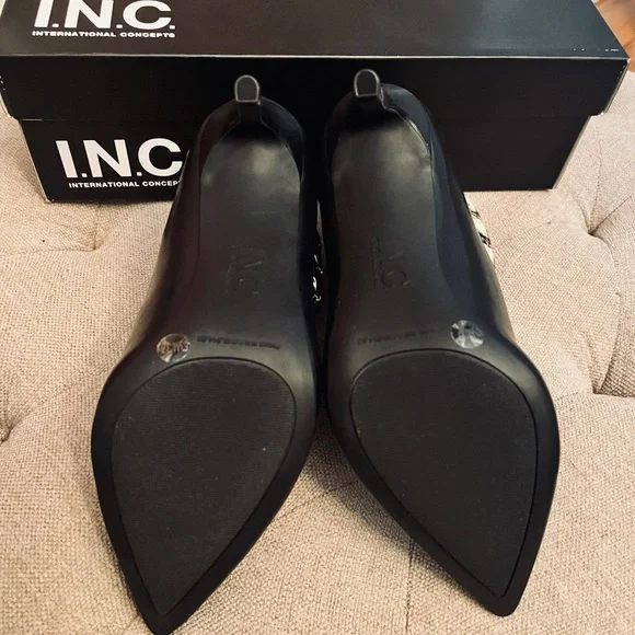 I.N.C. International Concepts Radeyah Gold Chain Booties in Smooth Black (NIB) - Picture 8 of 10